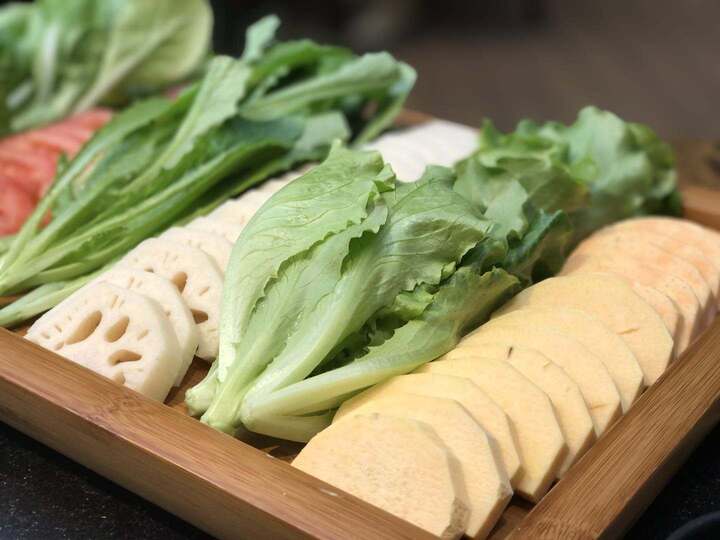 你点肉就送!任意蔬菜自由搭配!