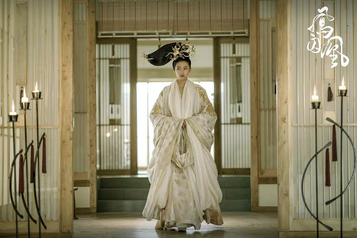 《凤囚凰》pk《巴清传》,2018开年剧王花落谁家?