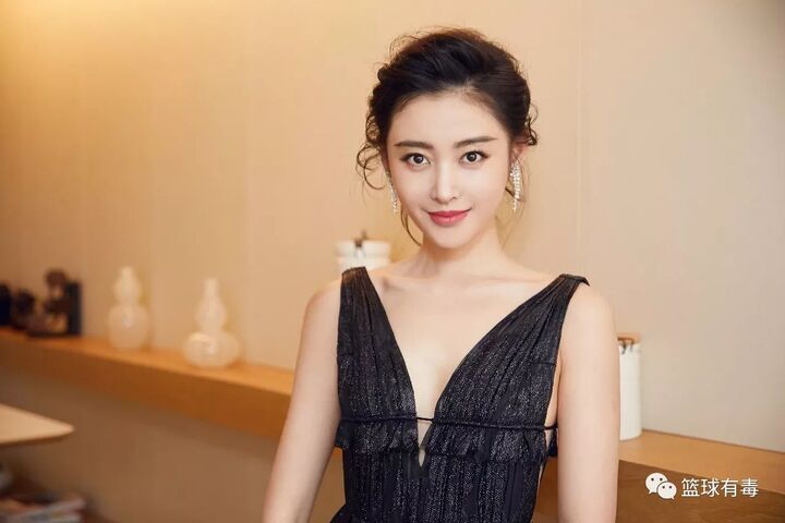 张天爱,1990年10月28日出生于黑龙江省哈尔滨市 ,中国内地影视女演员.