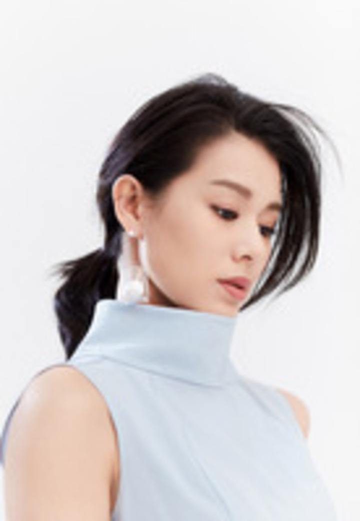 胡杏儿:魅力不凡