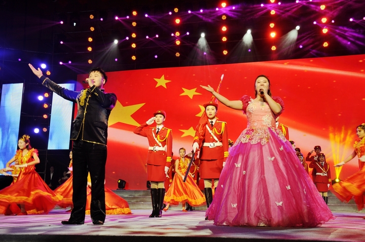 《我和我的祖国》
