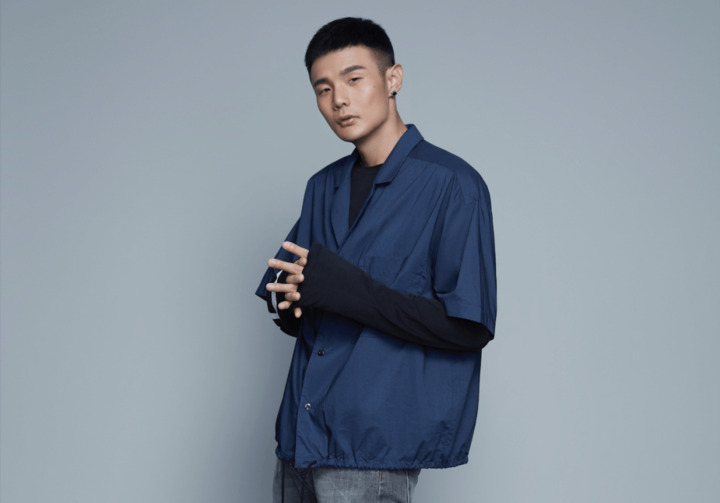 李荣浩坚持"年少有为" 忙到没时间只好压抑感情