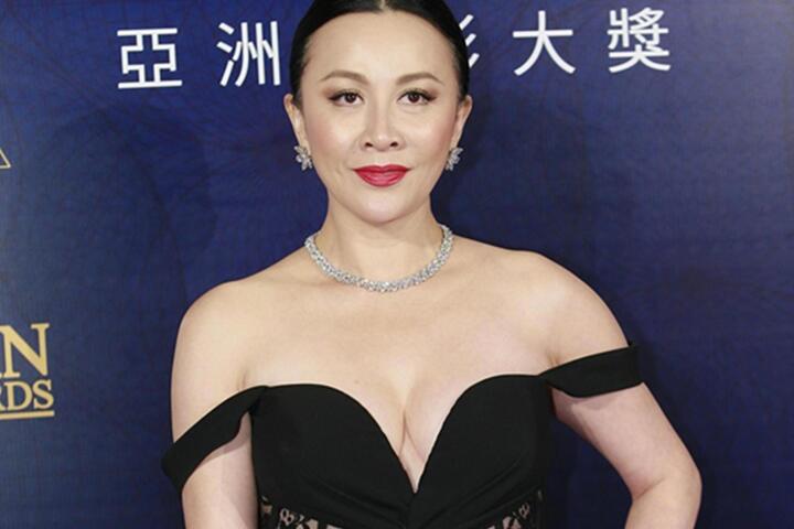 刘嘉玲,从一个北妹活成了一个传奇,经历了很多辛酸的故事