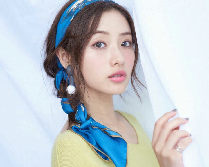 日本评选最想一起过情人节的女明星,新垣结衣,石原里美均上榜