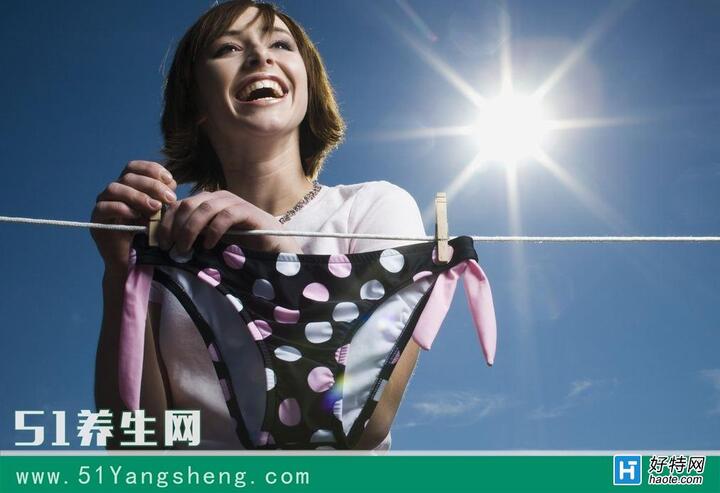 白色衣服染色了怎么洗掉 教你染色去除小窍门