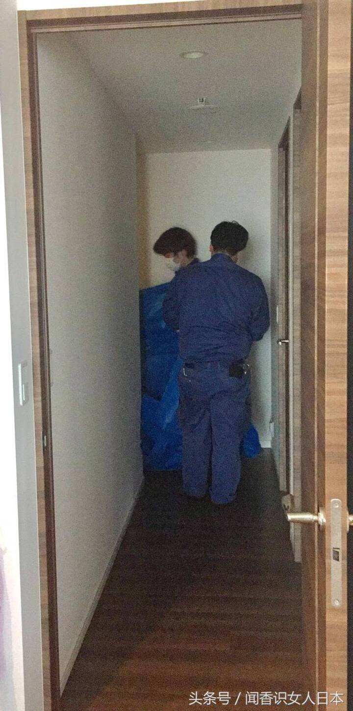日本的物业是这样来居民家里清理下水道作业的