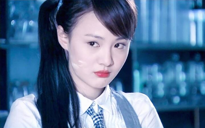 狮子座郑爽