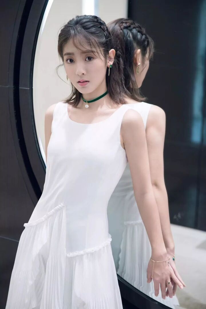 "荔枝少女"邢菲实现人生"正c