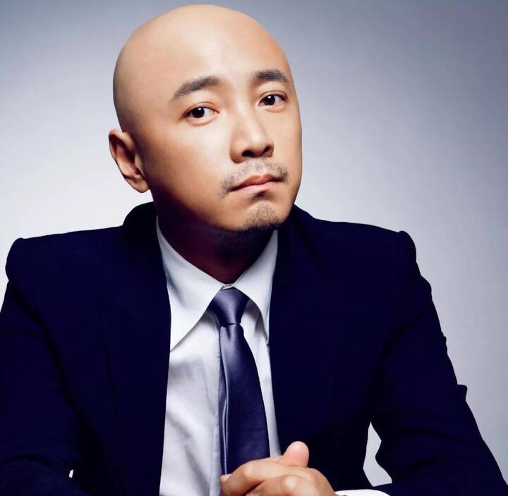 商人徐峥的"炼金术"