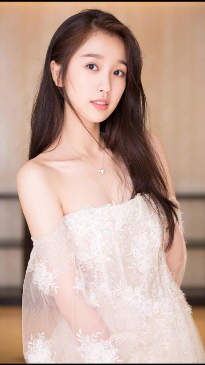 静若处子,动若脱兔——"百变小魔女"虞书欣!