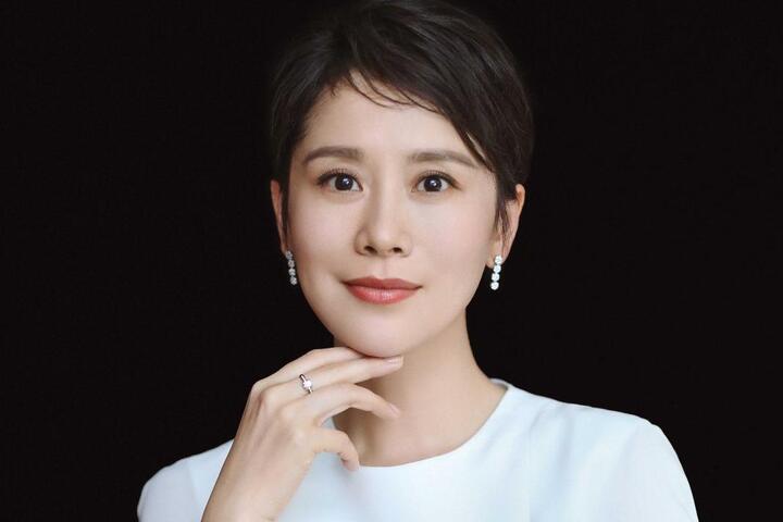 海清《欢乐中国人》真情流露 触发《红海》回忆感慨