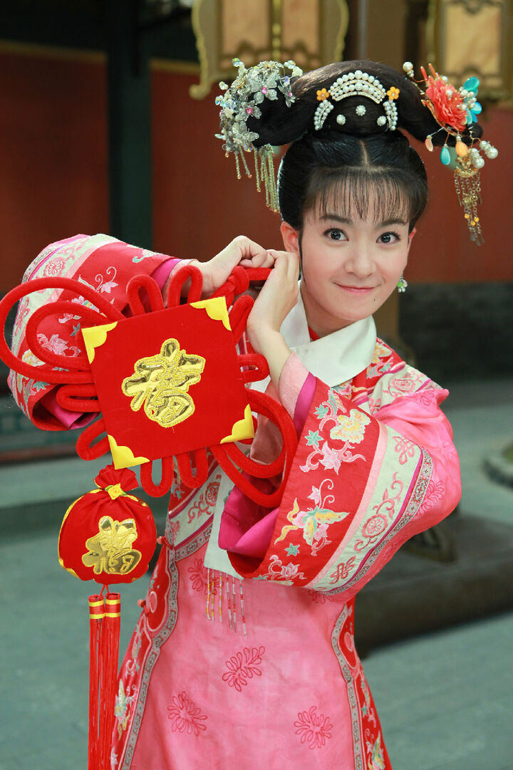 《新还珠格格》赵丽颖已成视后,李晟幸福生子,而她却三年没拍戏