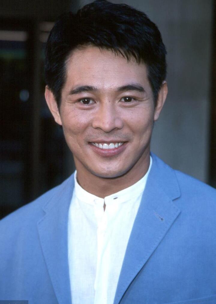释小龙为什么成不了李连杰?