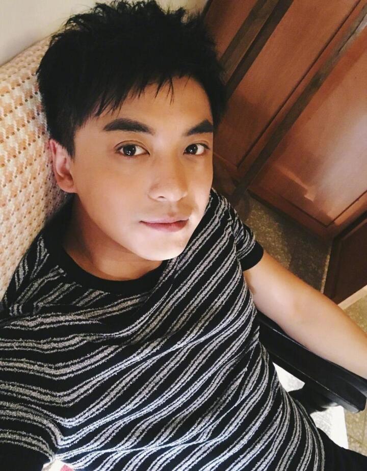 李佳航因李晟不再参与《爱5》? 原来他才是爱情公寓中