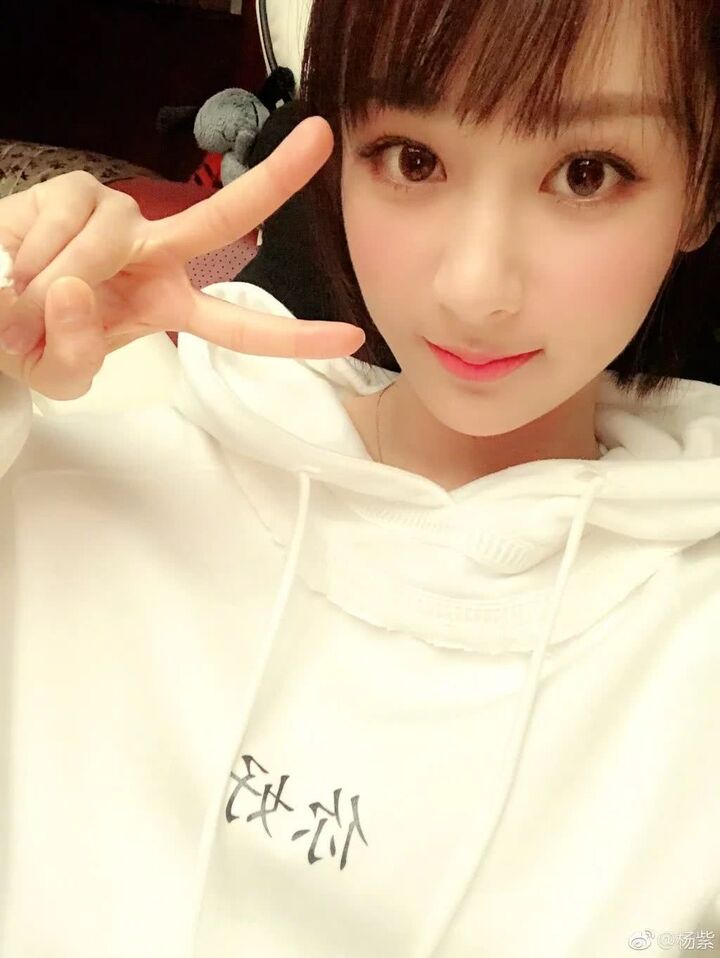 杨紫蜜汁炖鱿鱼#亲爱的热爱的##杨紫# 19