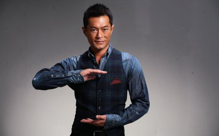 "影帝"古天乐的黝黑肤色终于白回来了,网友:难道是病好了?