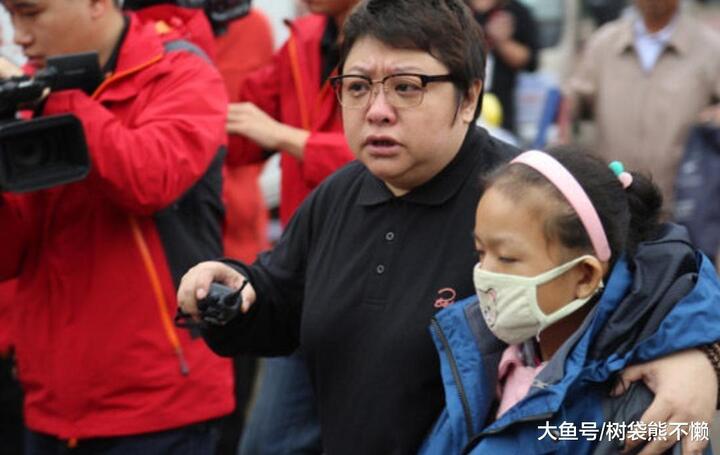 鹿晗,关晓彤倒数, 韩红第二, 榜