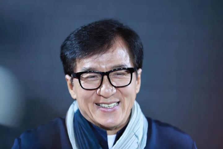 张继科友人爆分手?成龙入驻综艺?佘诗曼片酬?