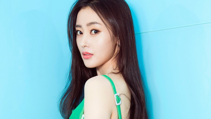 人气女星张天爱写真集高清桌面壁纸
