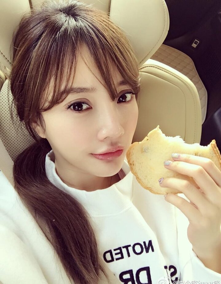 李小璐